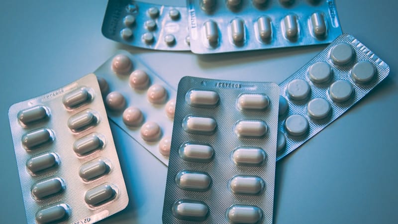 Capsule integratori botanici mercato Europa erbe officinali 2026